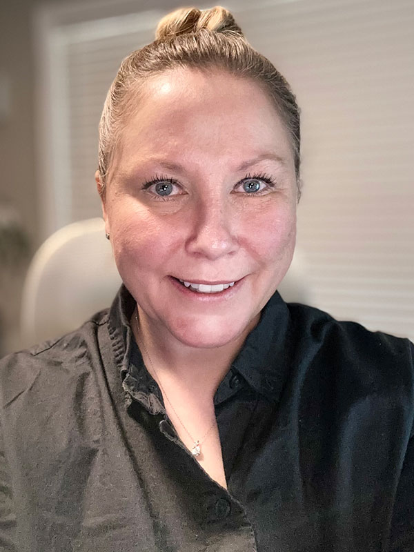 Jennifer Marinellie MSW LCSWA LCASA headshot
